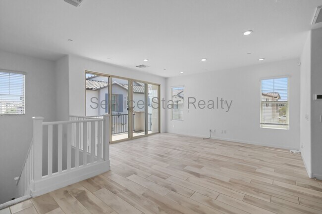 Building Photo - 4721 S Ferric