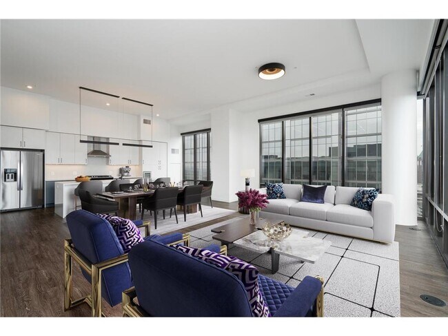 Foto del edificio - 270 Hennepin Ave