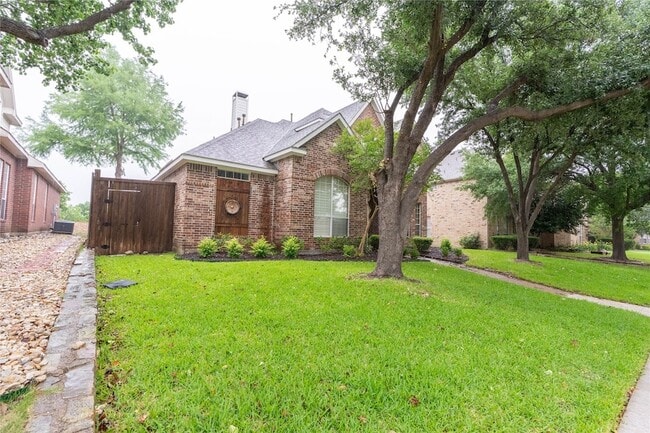 Photo - 3731 Charter Dr House