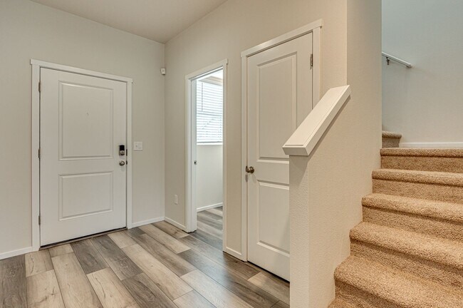 Building Photo - Coming Soon!  Beautiful Three Bedroom in Taverner Ridge!