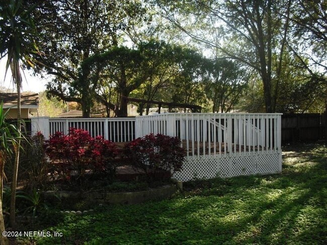 Building Photo - 4616 Burgundy Rd