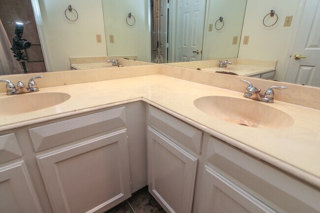 Foto del edificio - 14209 Lost Meadow Ln