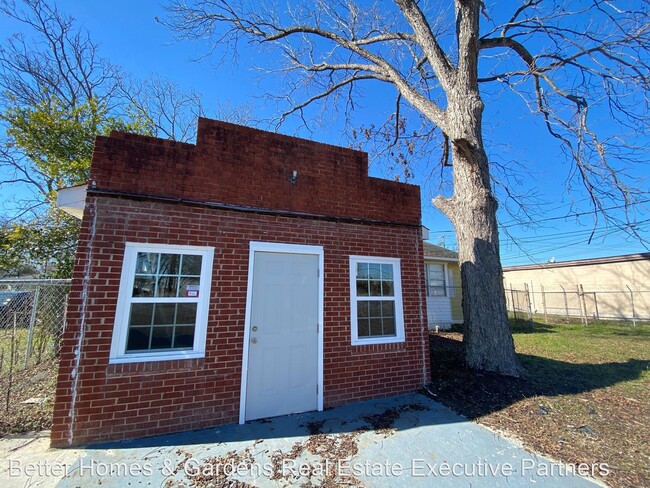 Foto del edificio - 3 br, 1.5 bath House - 2902 Old Louisville Rd