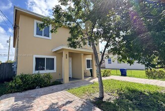 Building Photo - 1770 NW 55th St