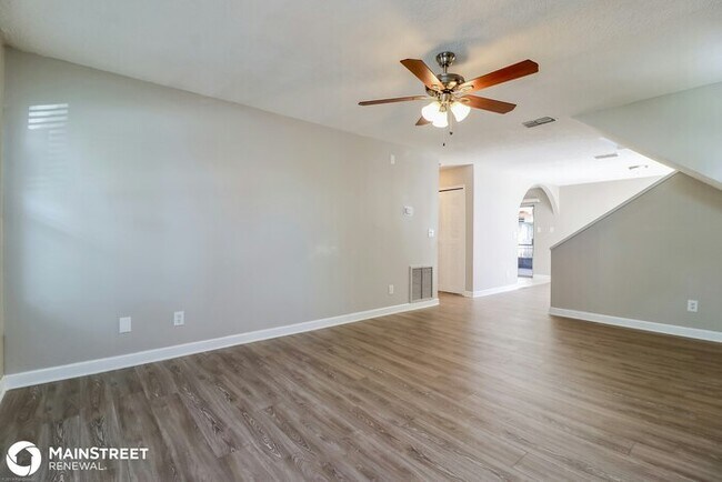 Building Photo - 8203 Hardee Pl, Temple Terrace, FL 33637