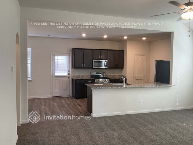 Foto del edificio - 905 Mountain Goat Ln