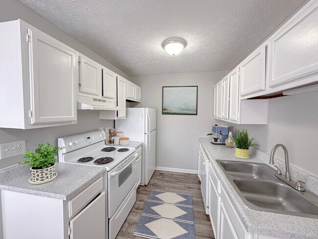 Foto del edificio - Rand Stockton Apartment Homes