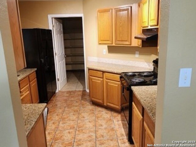 Building Photo - 11406 Victory Cavern