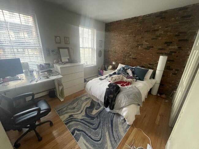 Foto del edificio - 83 Waltham St