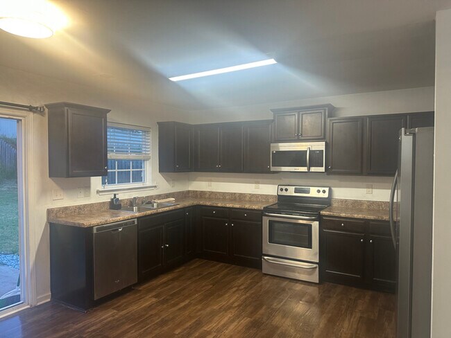 Foto del edificio - 333 New Spring Ln