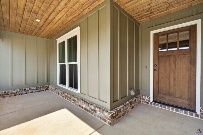 Foto del edificio - 213 Saraland Trl