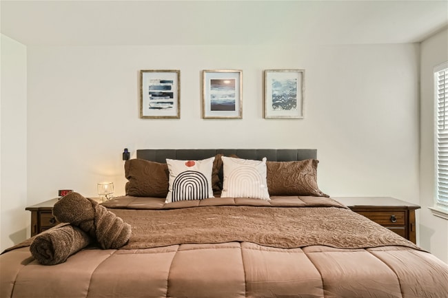 Foto del edificio - 7308 Aaron Jordan Dr