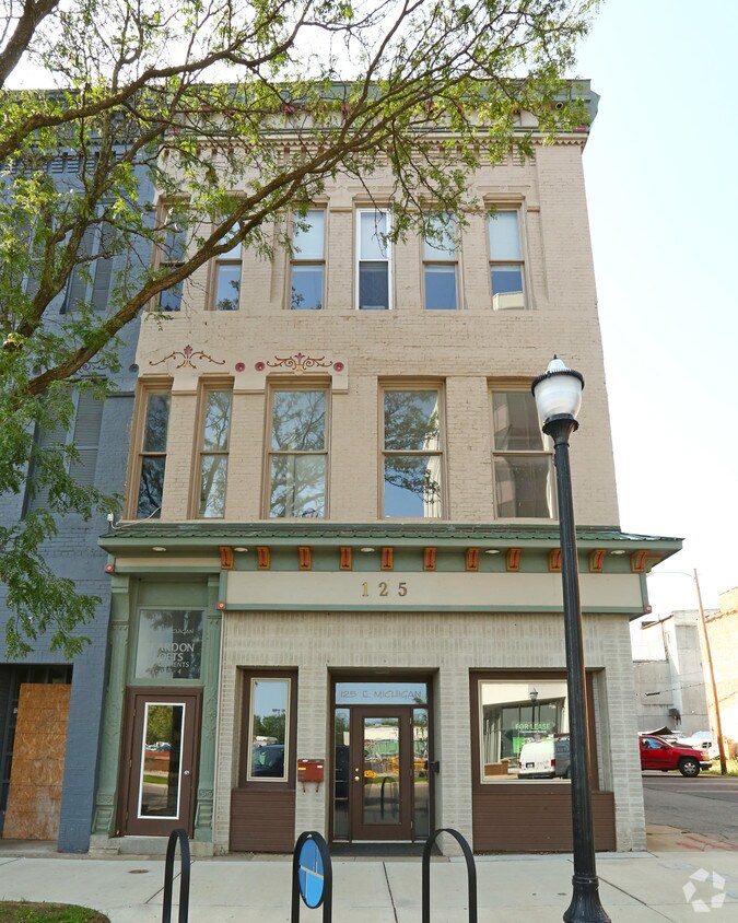 Foto del edificio - Reardon Lofts
