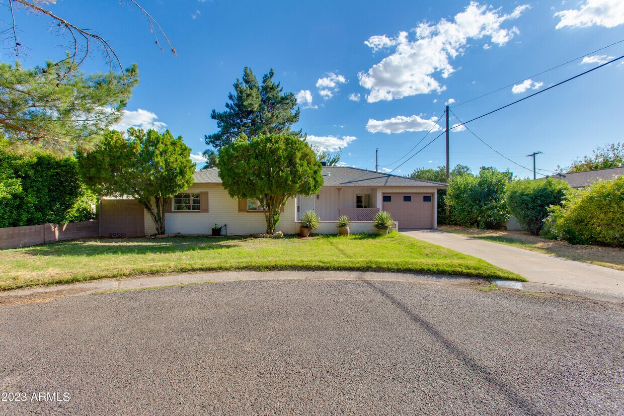 3501 E Hazelwood St, Phoenix, AZ 85018 House Rental in Phoenix, AZ