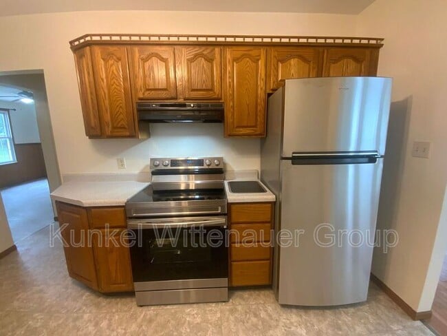 Building Photo - 301 N Julia St