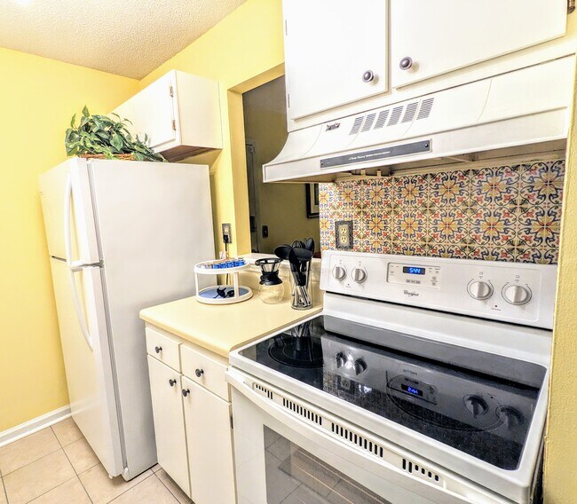 Photo - 5667 Hornaday Rd Apartment