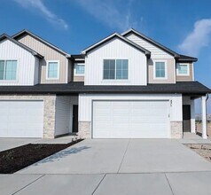 Building Photo - 271 W 690 N
