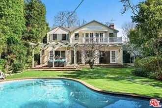 Building Photo - 523 Avondale Ave