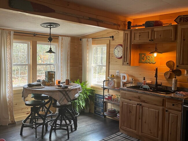 Foto del edificio - 48 Quail Ln