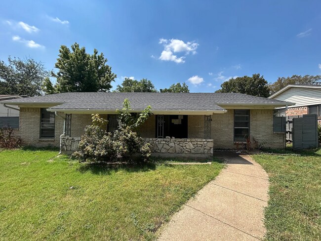 Building Photo - 334 Carder St