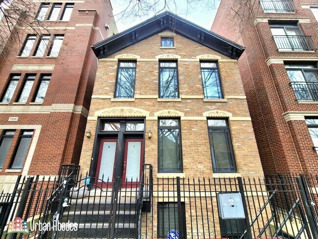 Building Photo - 1306 W Fillmore St