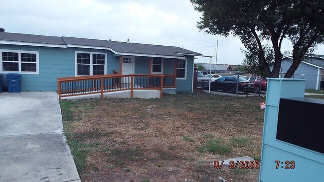 Foto del edificio - 511 Edalyn St