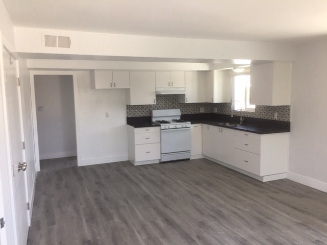 Kitchen - 1033 Valencia St