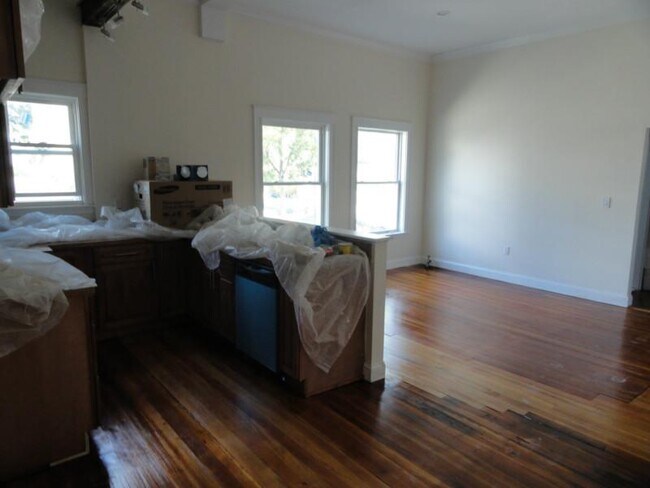 Foto del edificio - 358 Broadway