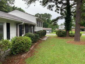 Building Photo - 6953 Lodgepole Dr