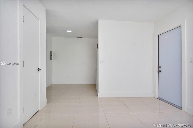 Foto del edificio - 1930 NW 31st St