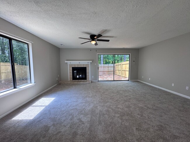Building Photo - OCEAN LAKES TOWNHOME WITH GARAGE - AVAILABLE MAY 1ST