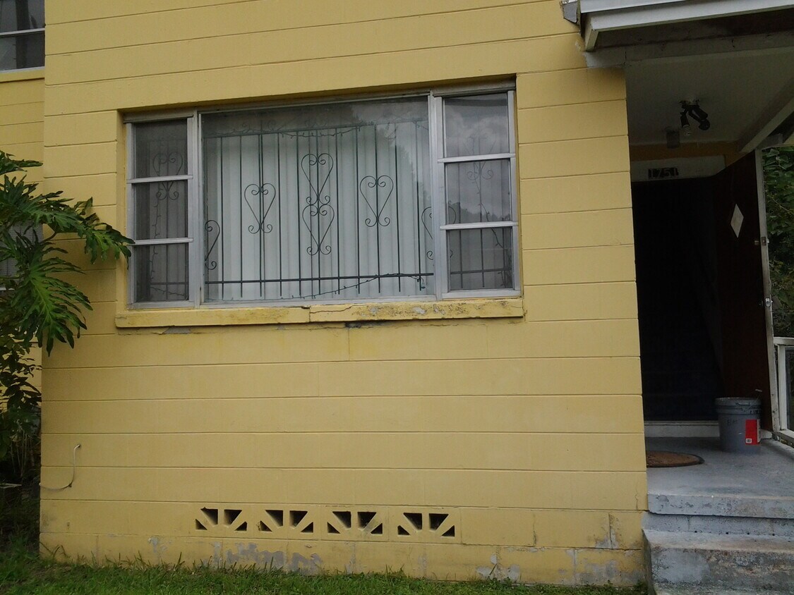 exterior del dúplex - 1753 Tyler street