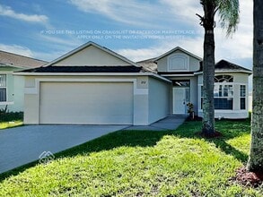 Building Photo - 252 Aylesbury Ln