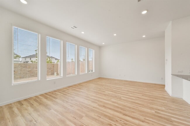 Foto del edificio - 5603 Foggy Vine Ct