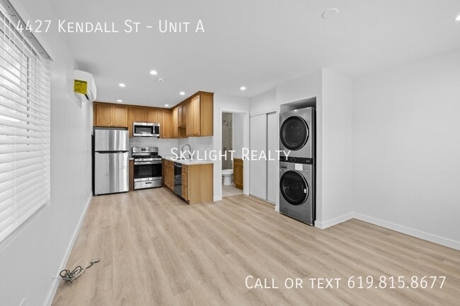 Foto del edificio - 4427 Kendall St