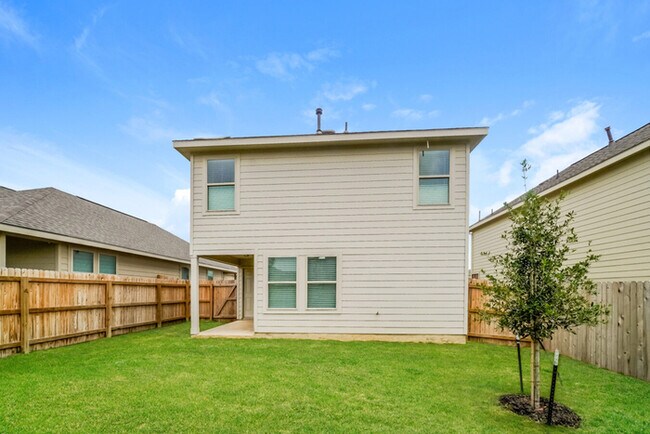 Foto del edificio - 5231 Blue Ranch