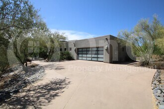 Building Photo - 5844 E Carefree Mountain Dr