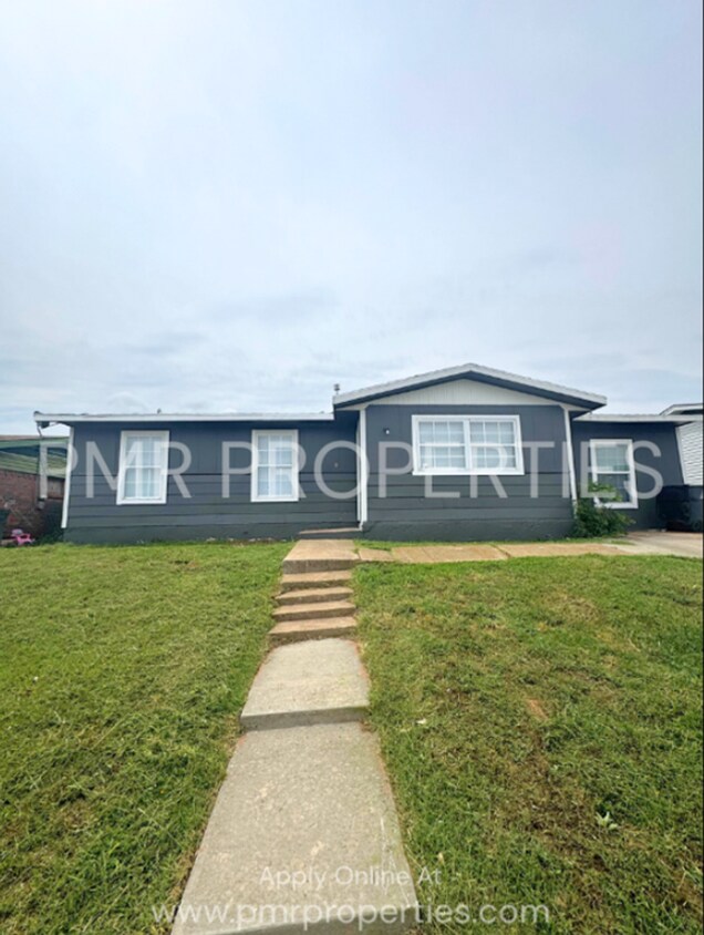 Primary Photo - 4 Bedrooms - 1 Bathroom House.