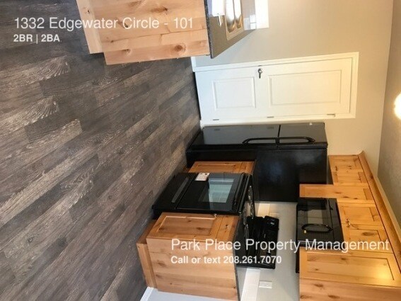Foto del edificio - 1332 S Edgewater Cir