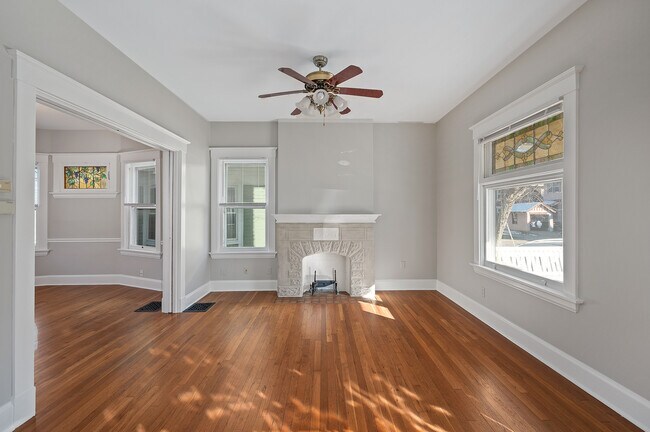 Building Photo - 2750 Willard Ave