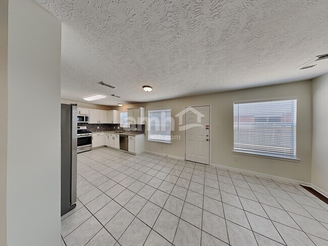 Foto del edificio - 26881 Monarch Manor Ln