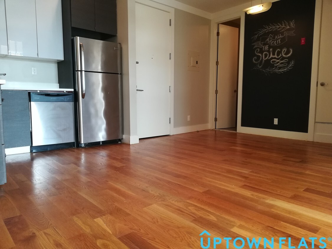 Foto principal - 98 Diamond St