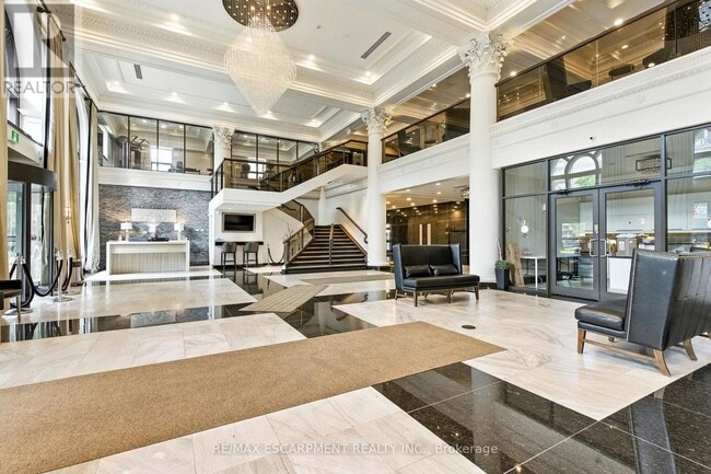 Photo du bâtiment - 118 King St E