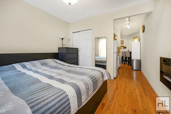 Building Photo - EAST 88 STREET