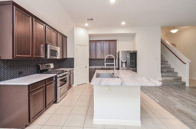 Foto del edificio - 17902 Logans Pine Dr