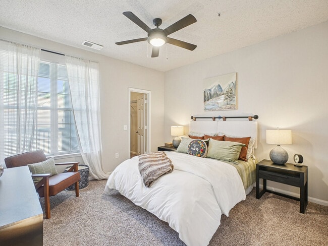 Building Photo - The Berkeley At Southpoint