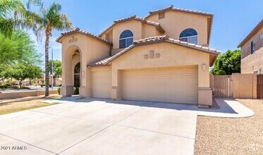 Building Photo - 2751 E San Tan St