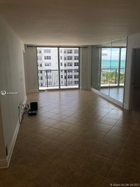 Foto del edificio - 9273 Collins Ave