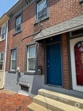 Building Photo - 347 Hannum Ave