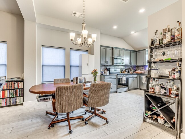 Building Photo - Norman Home for rent + 3 bedrooms + Norman...